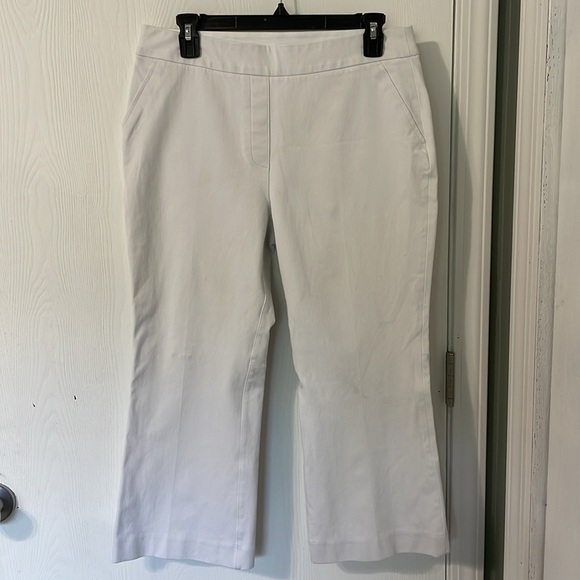 SPANX Like New White Flare Capris with Elastic Waistband Size Large - Picture 1 of 7